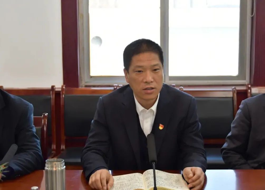 瞄準目標爭先精進 聚焦重點精準發力——龍鋼集團召開2月份生產經營例會