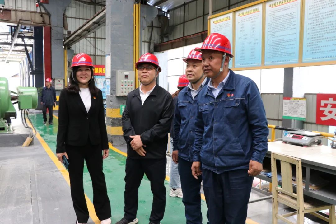 深入礦山實地交底 現場提問創新評價——龍鋼集團工會首次創新推出民主評價實地交底