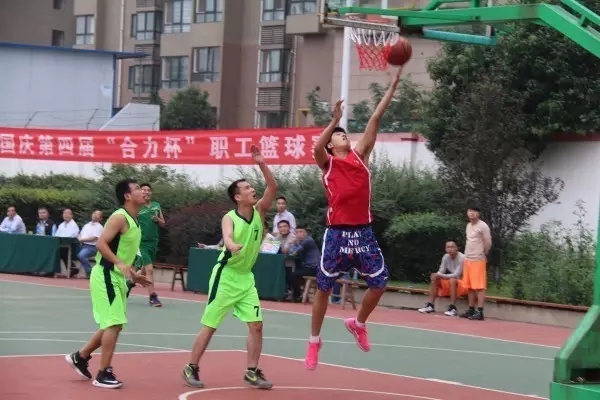 龍鋼集團公司2016年“迎國慶”第四屆“合力杯”職工籃球賽隆重開幕