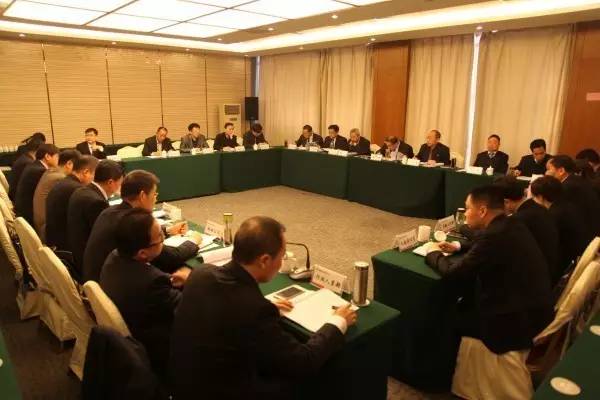 龍鋼集團(tuán)公司召開2月份月度工作例會(huì)