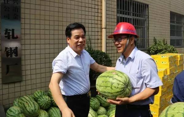 董銀師、劉光明、陳輝赴基層單位慰問送清涼