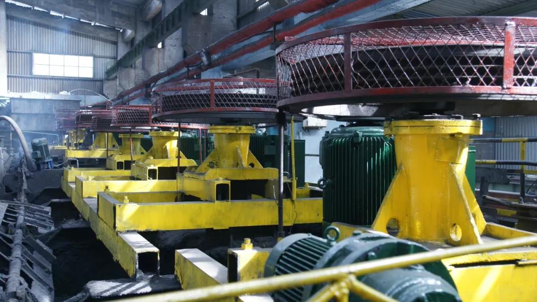 龍鋼集團：干字當頭 狠抓生產經營