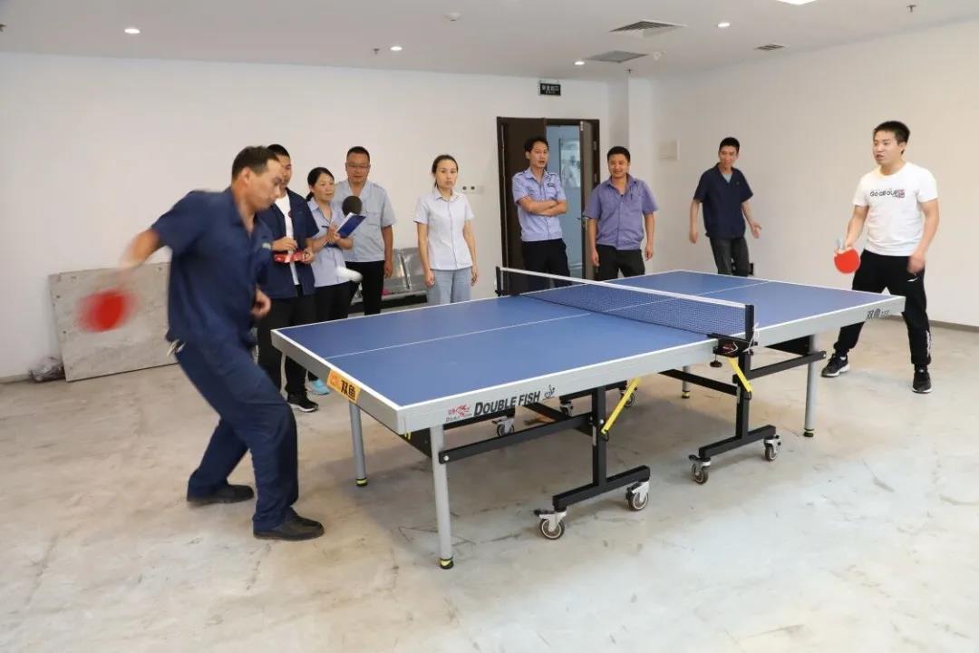 咬定目標(biāo)不放松 環(huán)境整治再發(fā)力—大西溝礦業(yè)公司開展職工乒乓球比賽活動 咬定目標(biāo)不放松 環(huán)境整治再發(fā)力—大西溝礦業(yè)公司開展職工乒乓球比賽活動